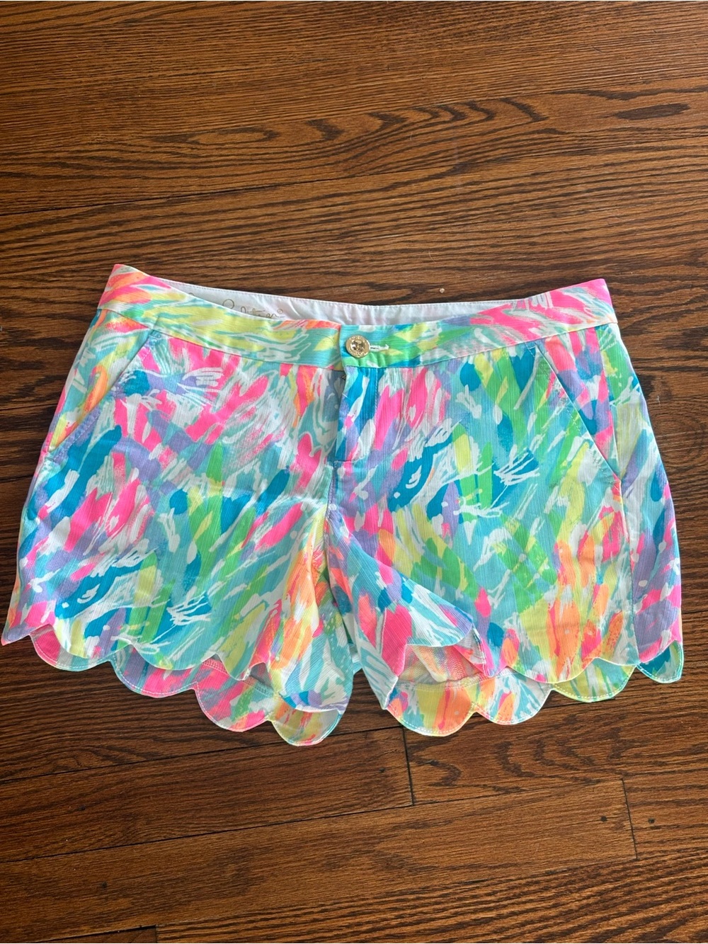Lilly Pulitzer Multicolor Scallop-Hem Shorts, Women size 4